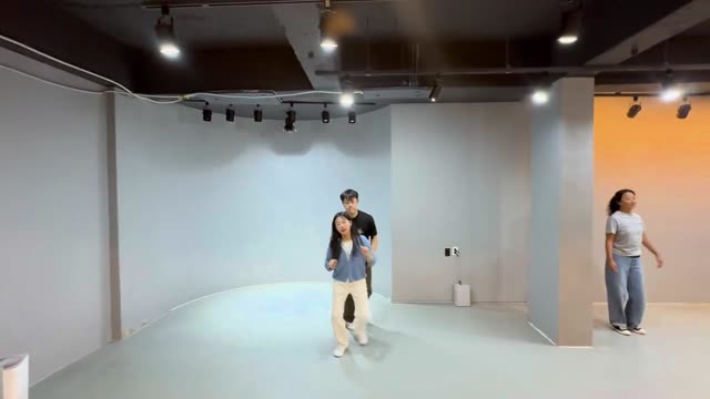 앞부분 참고 영상 미리보기